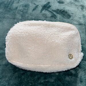 Lululemon Fleece 1L Belt Bag